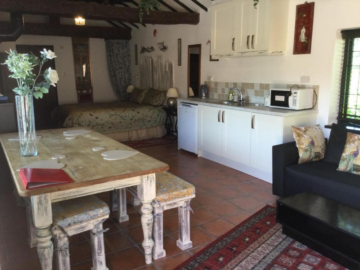 The Garth Guest Suite Studio Cottage Lingfield Exterior foto